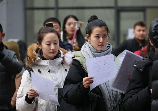 民宿锁坏致考研女生错过考试，反思与启示