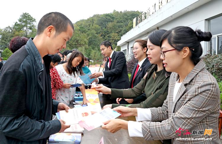 不带女朋友不准进村，一种独特的乡村文化现象探究