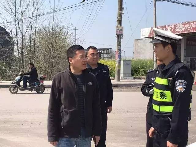 县委书记被拦车反映问题？当地回应