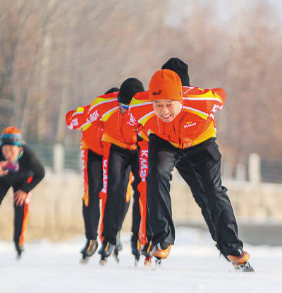 让冰雪运动进入寻常百姓家